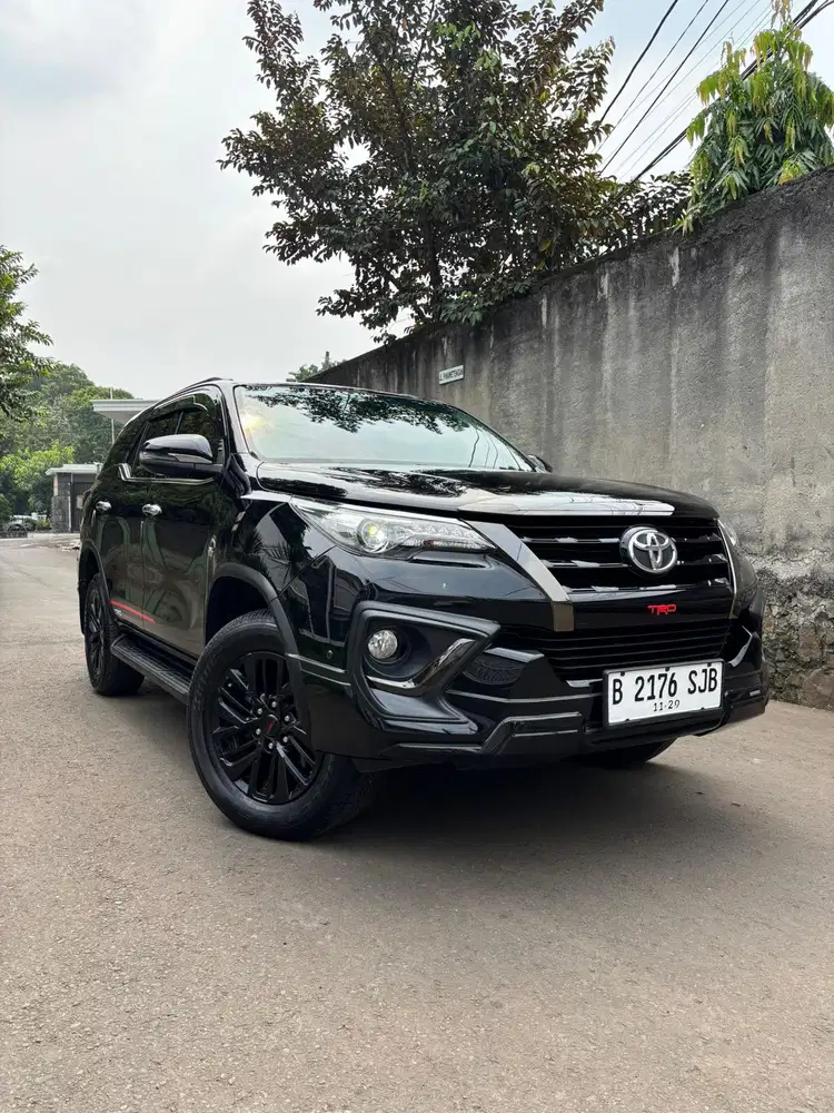 [CASH] Toyota Fortuner Srz Trd Kick Sensor Low Km 2019 Pribadi