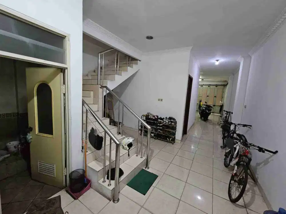 Dijual Rumah Terawat 3,5 Lt di Mangga Besar Jakarta Pusat