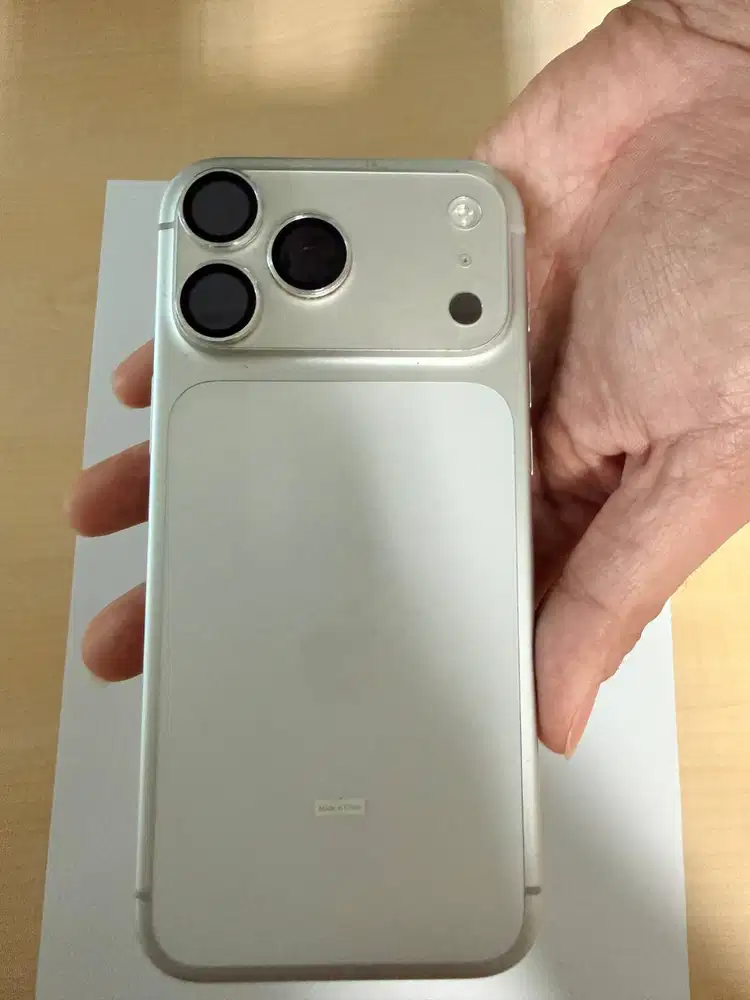 Iphone 17 Promax 256 GB Silver
