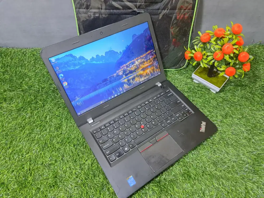 Jual BU laptop Lenovo Thinkpad E450 core i5 ram 4 normal semua