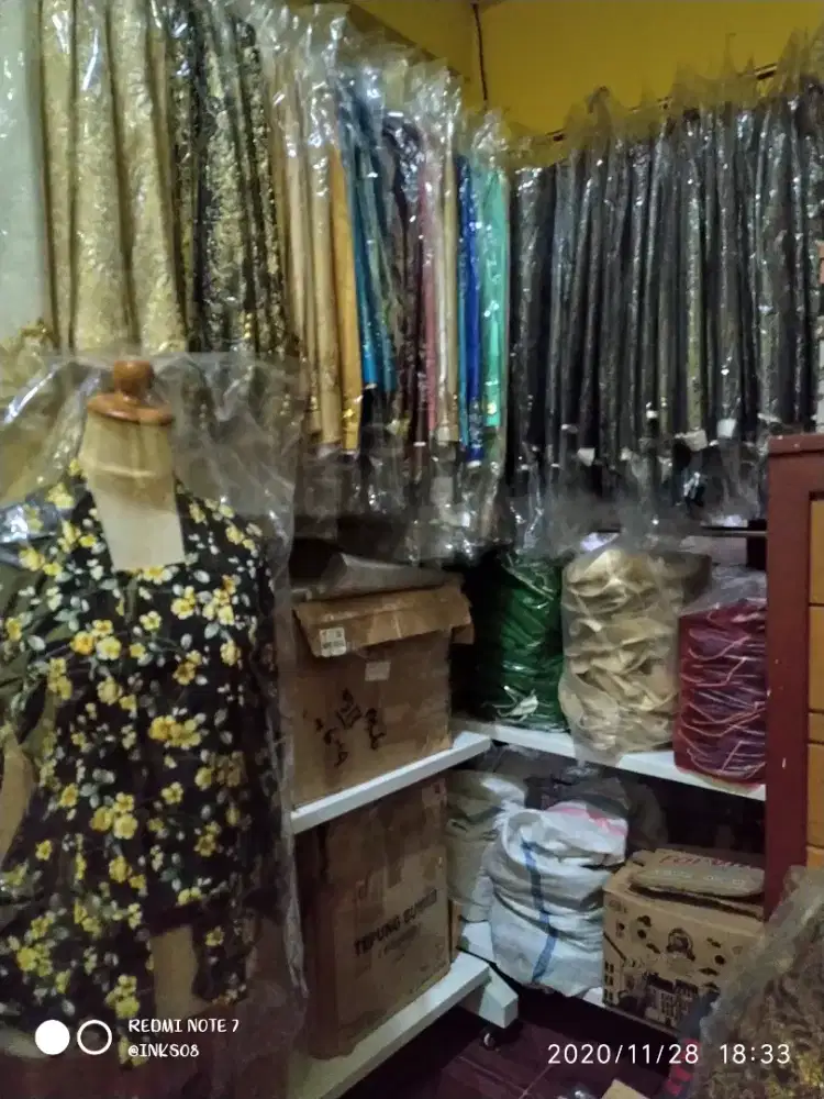 Persewaan Kebaya & Beskap