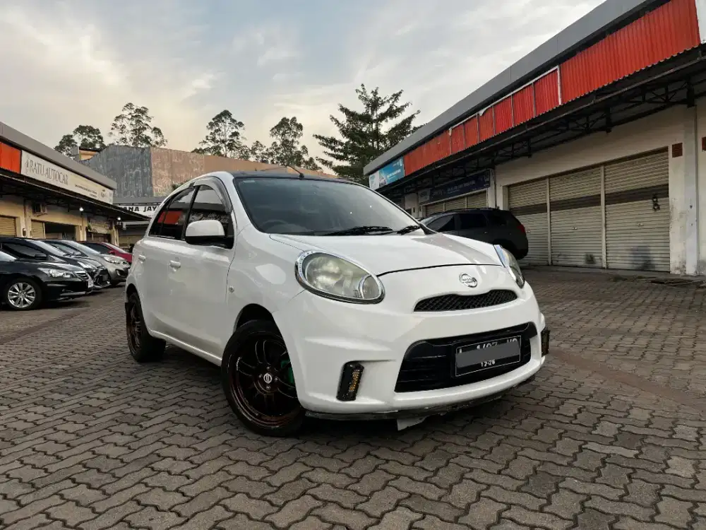 NISSAN MARCH 2011 AT XS