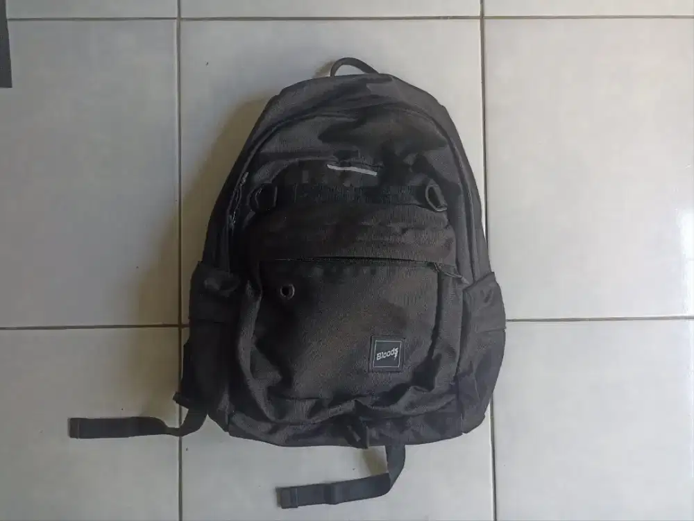 Tas Punggung Backpack Merek Bloods