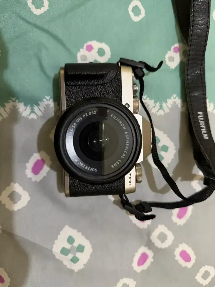 Fujifilm X-T100 + Lensa Kit Fujinon XC 15-45mm OIS PZ