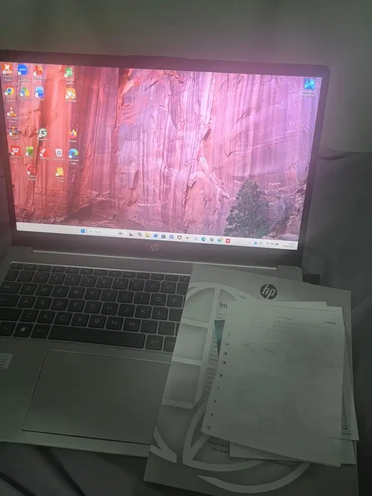 Laptop HP 15-f01111TU