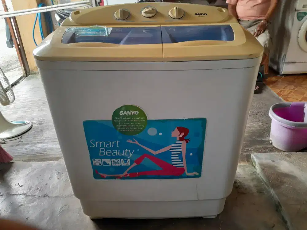 Jual mesin cuci SANYO 2 Tabung 8 kg