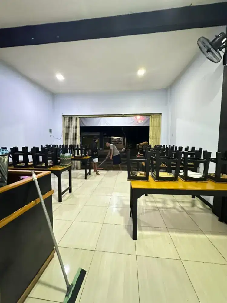 Perlengkapan usaha warung makan, warung kopi, dsb