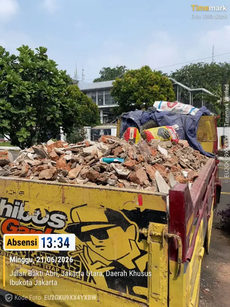 Jasa buang puing dan angkut sampah