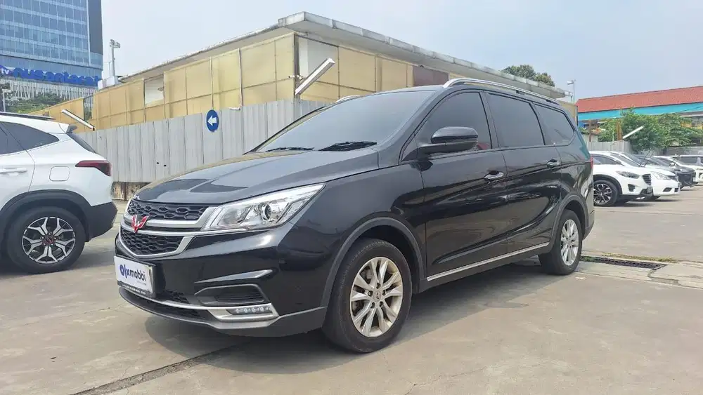 TDP 1 JUTA Wuling Cortez 1.5S T Lux Bensin-AT 2022 Hitam CAKKD