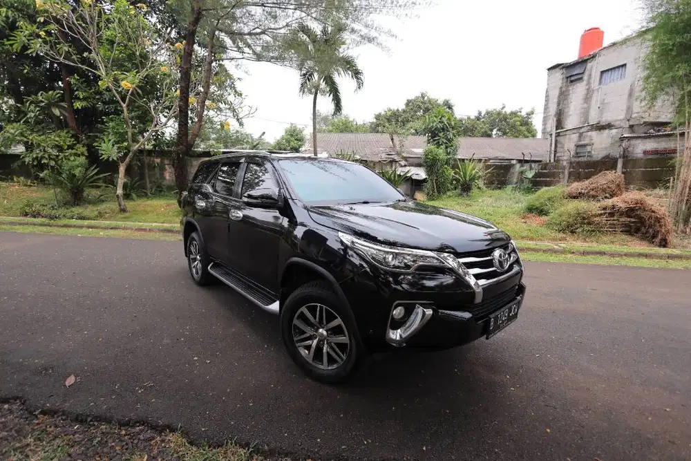 Fortuner VRZ 2017 Good Condition No PR