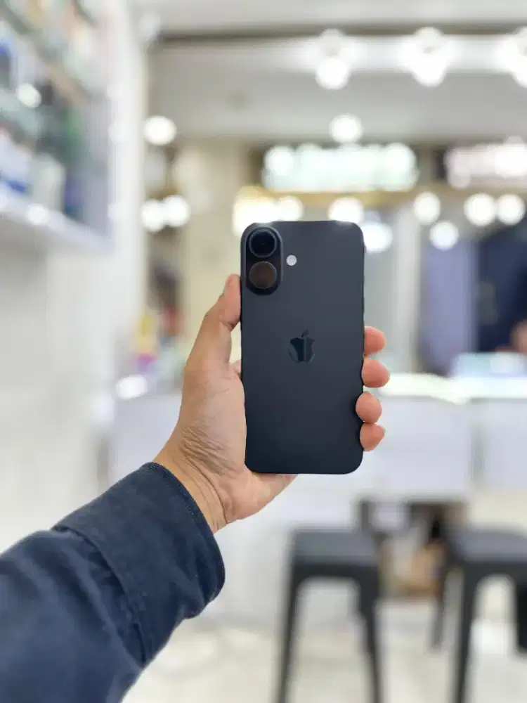 IPHONE 16 BASIC 128 BH 98 CC 200 AN