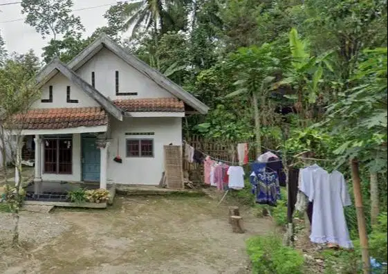 Dijual Cepat Rumah  – Udara Sejuk, Lingkungan Tenang