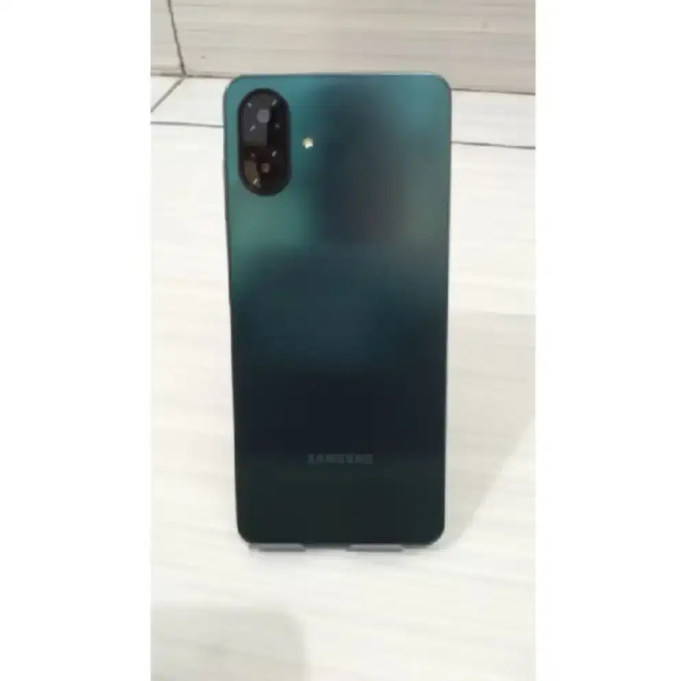 Samsung 07 4/64 gb hijau garansi resmi