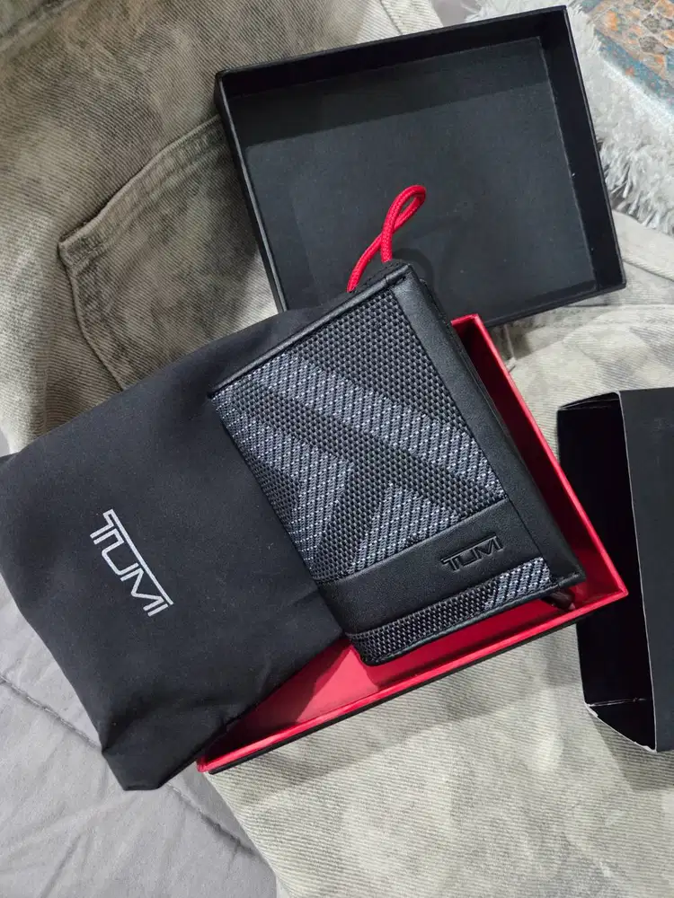 Tumi Dompet original