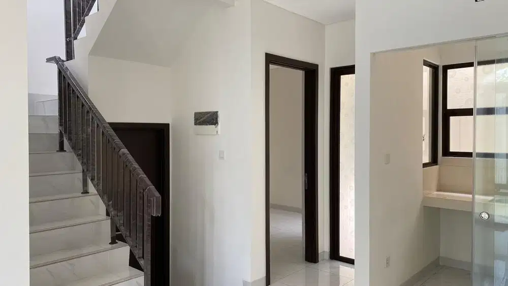 DI JUAL RUMAH SIAP HUNI, CLUSTER GRACIA LAVON 1 SWANCITY TANGERANG