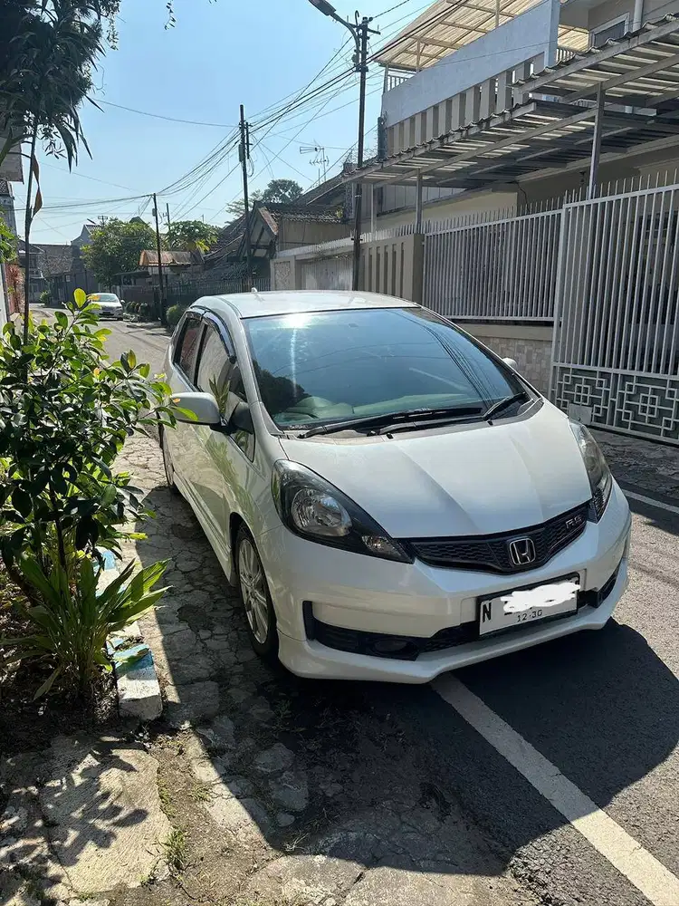 Honda Jazz RS Matic 2014 Putih Mutiara