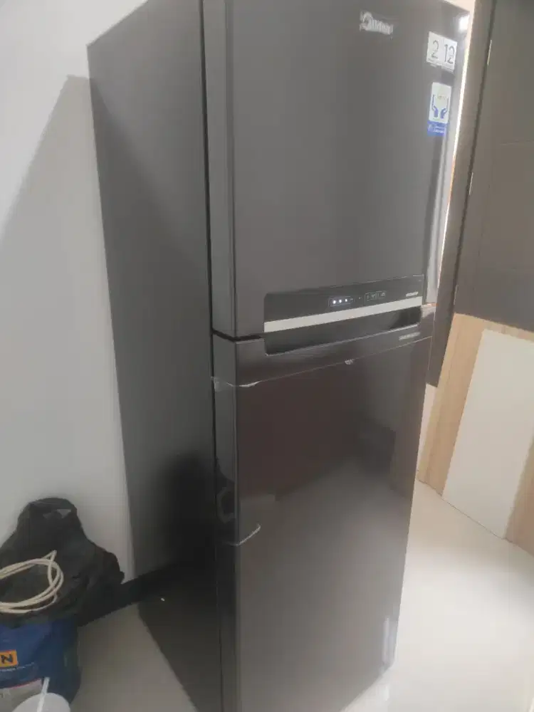 Kulkas Midea 2 pintu 428 liter