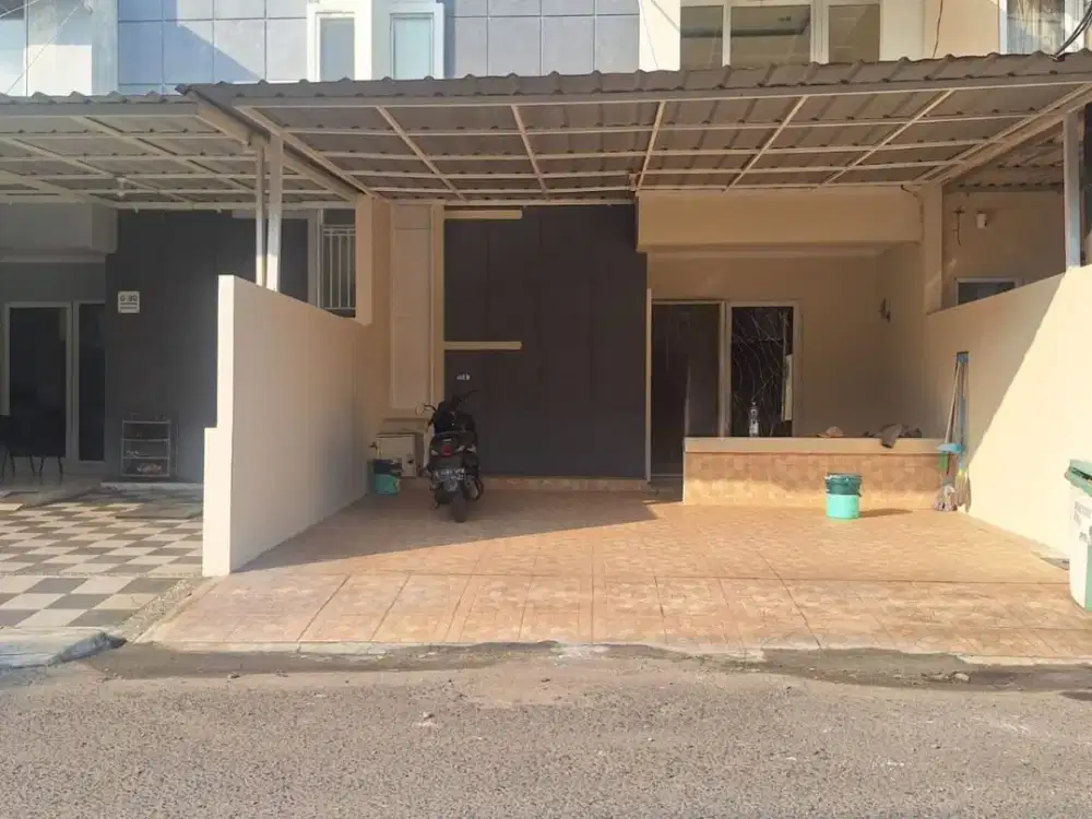 Rumah Full Renov Tinggal Bawa Koper Golden Palm. Pegadungan Kalideres Jakarta Barat