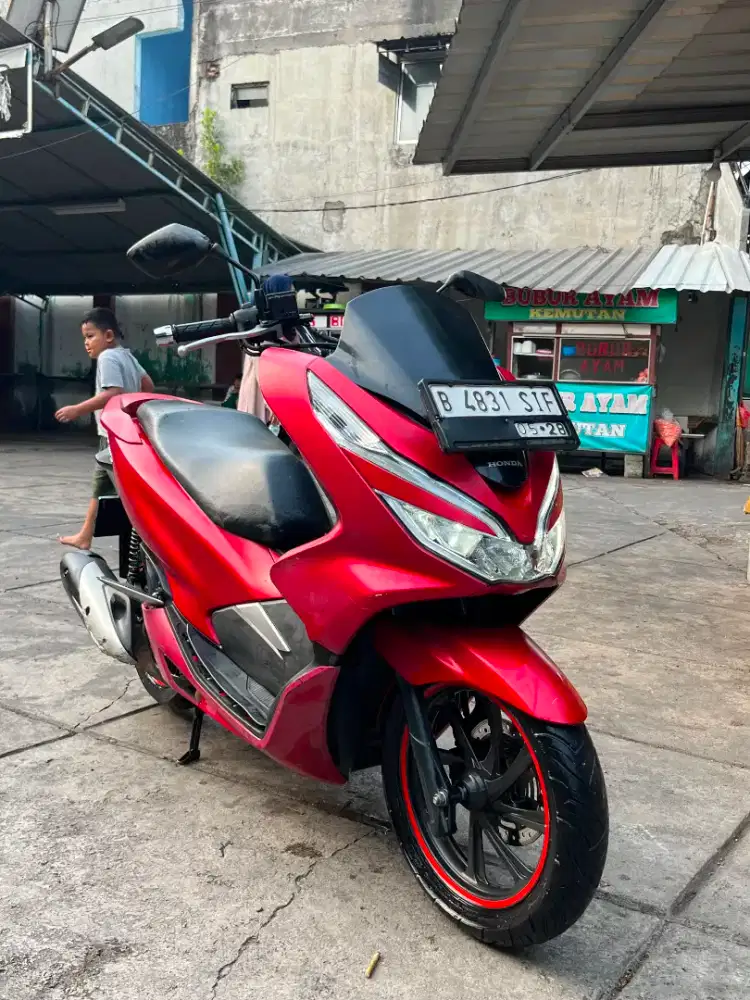 Honda pcx tahun 2019