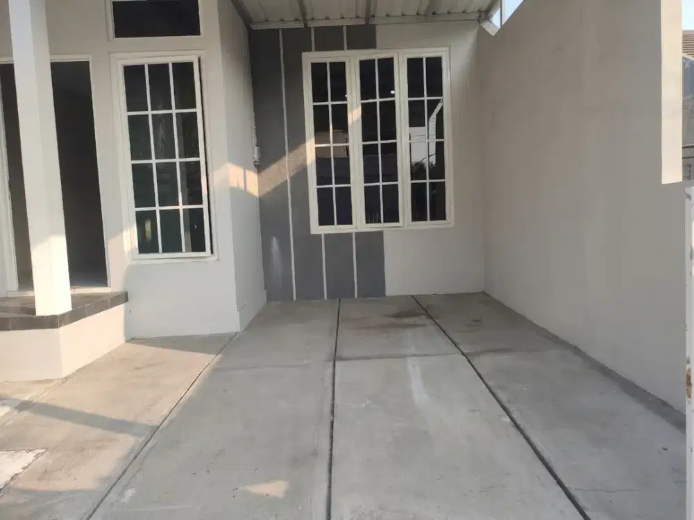 Rumah siap huni dan nyaman Semarang Indah. Semarang Barat – 11358