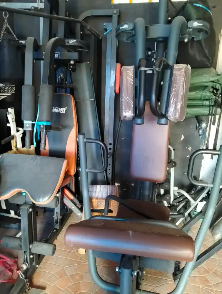Home gym Berwyn Alat olahraga fitnes gym