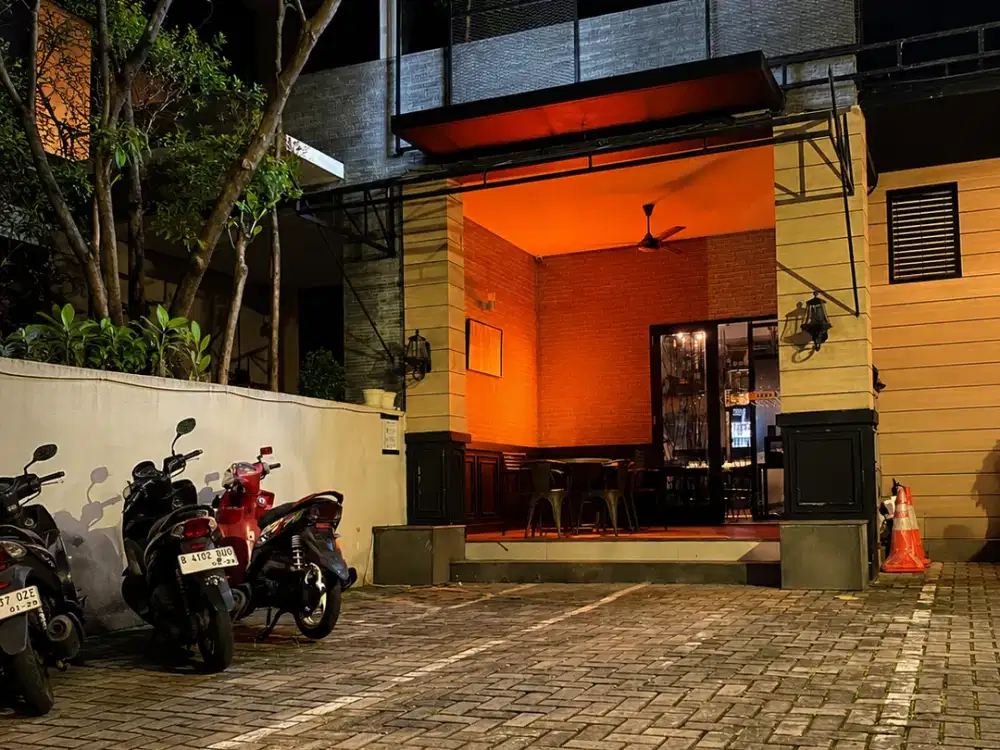 Ruko Komersial Premium Kemang | 3 Lantai | Langkah ke Kem Chicks & Lippo Mall Kemang