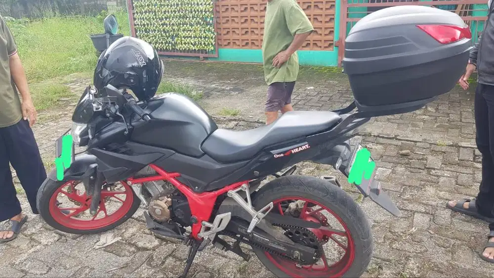 Honda CB 150r Streetfire SE Raptor Mat Black tahun 2019