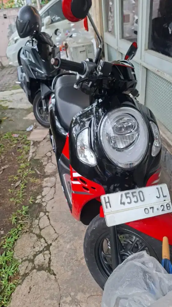 Honda scoopy 2013