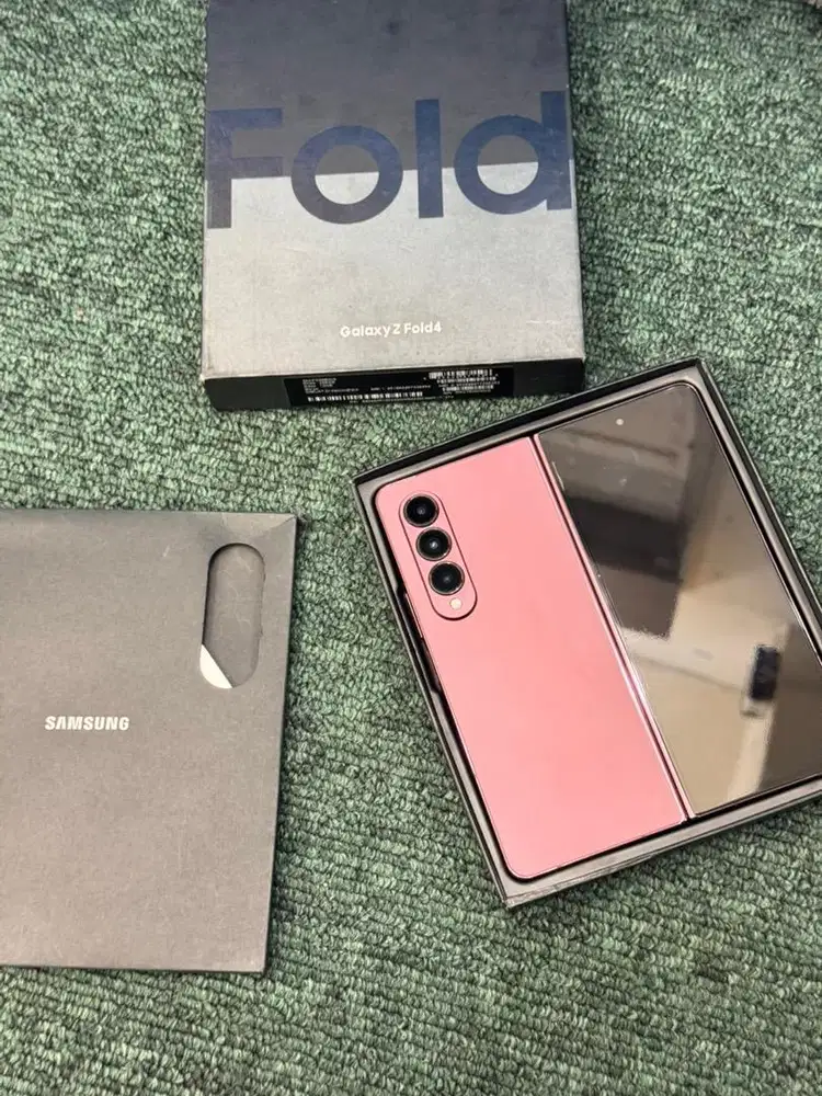 Samsung z fold 4 12/512 sein