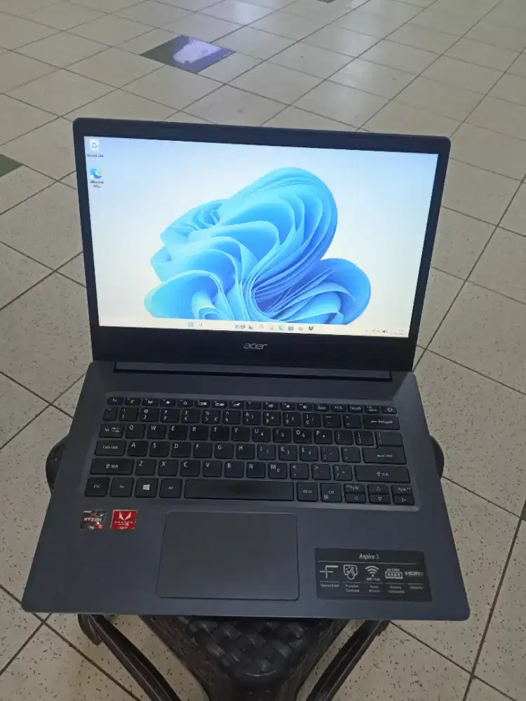 Laptop Acer aspire 3