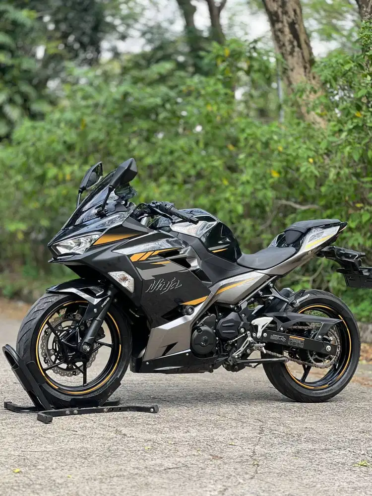 KAWASAKI NEW NINJA 250 FI ABS MDP KEYLESS 2022 GREY KM LOW PAJAK ON