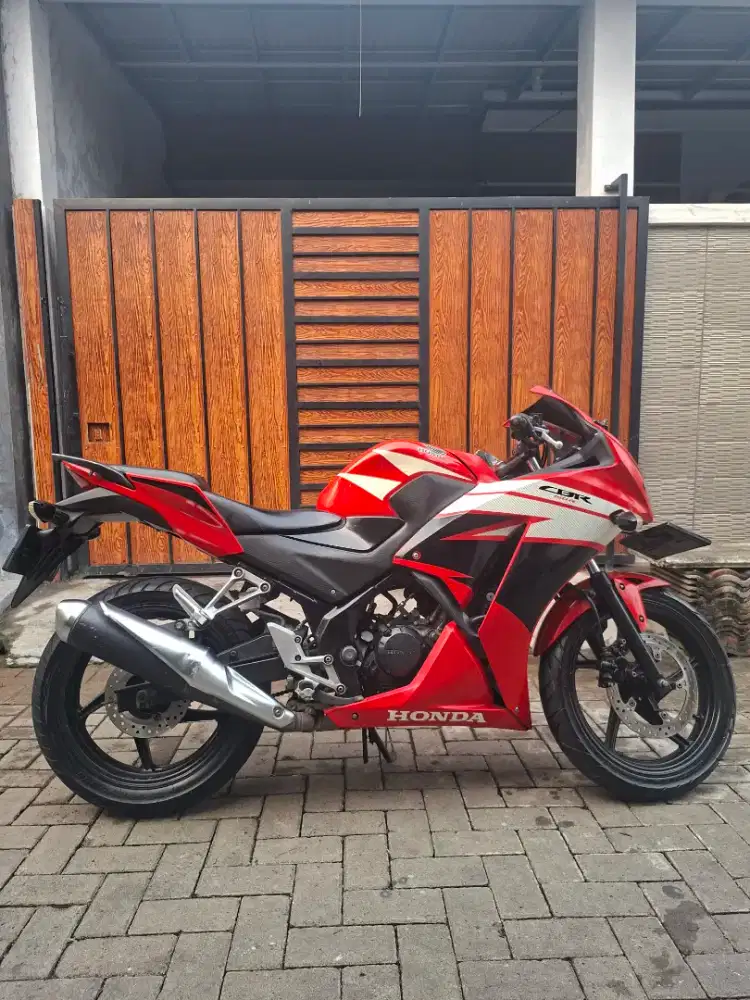 Dijual CBR 150 R