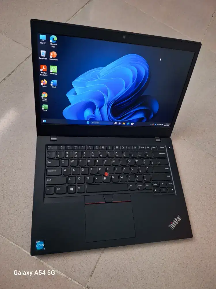 Bismillah di jual laptop lenovo slim core i3gen11 siap pakai