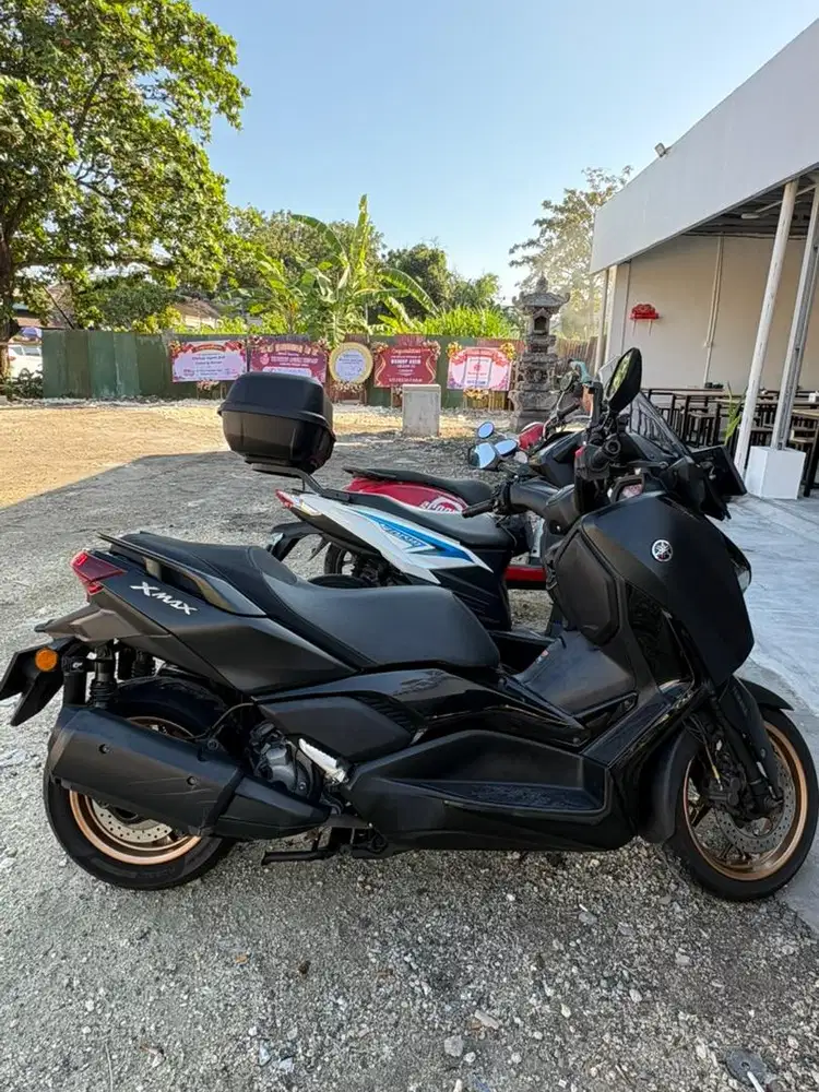 Yamaha XMAX 2024 plat B