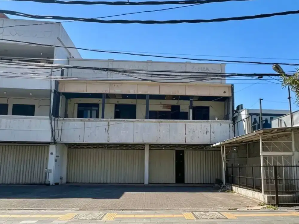 Disewakan Gedung 2 lantai di Jalan Embong Sawo dekat Tunjungan Plaza