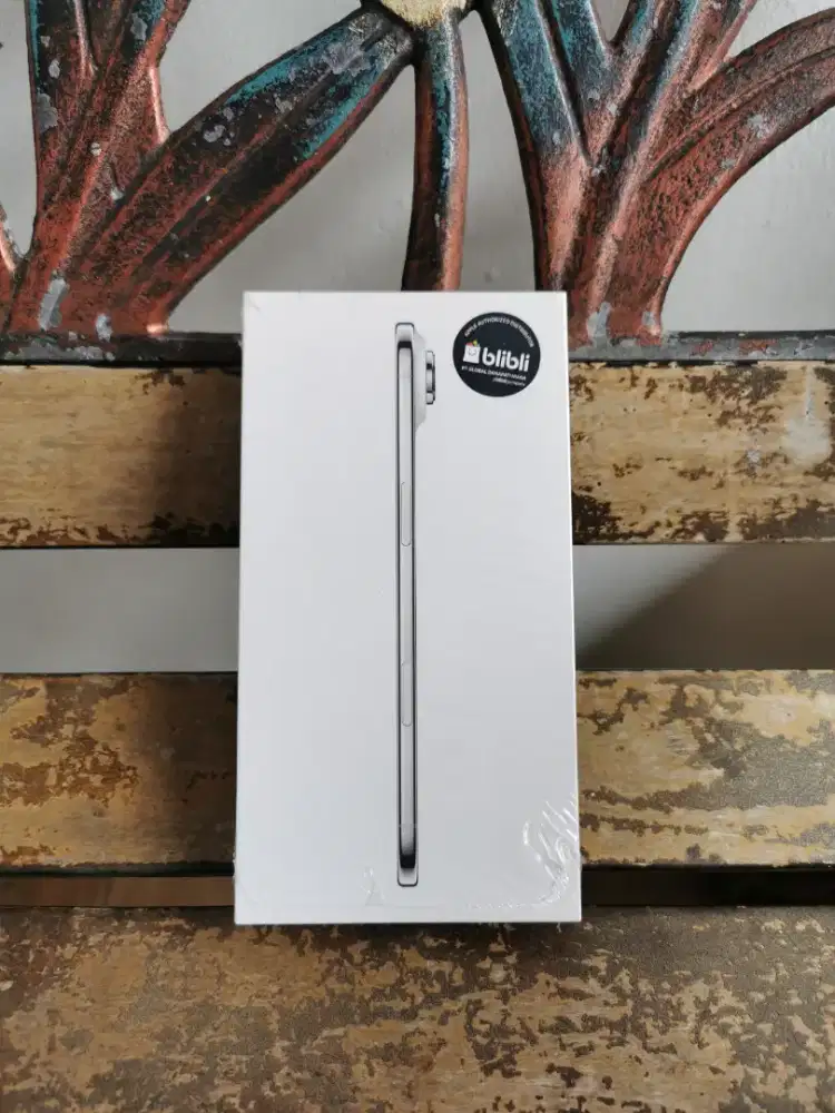 Iphone 17 Air 256gb NEW BNIB iBox