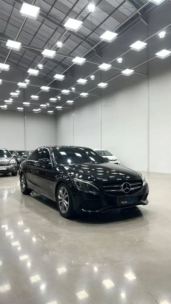 TDP 20jt! Mercedes Benz C200 Avantgarde W205 2015, Plat L, Tgn 1