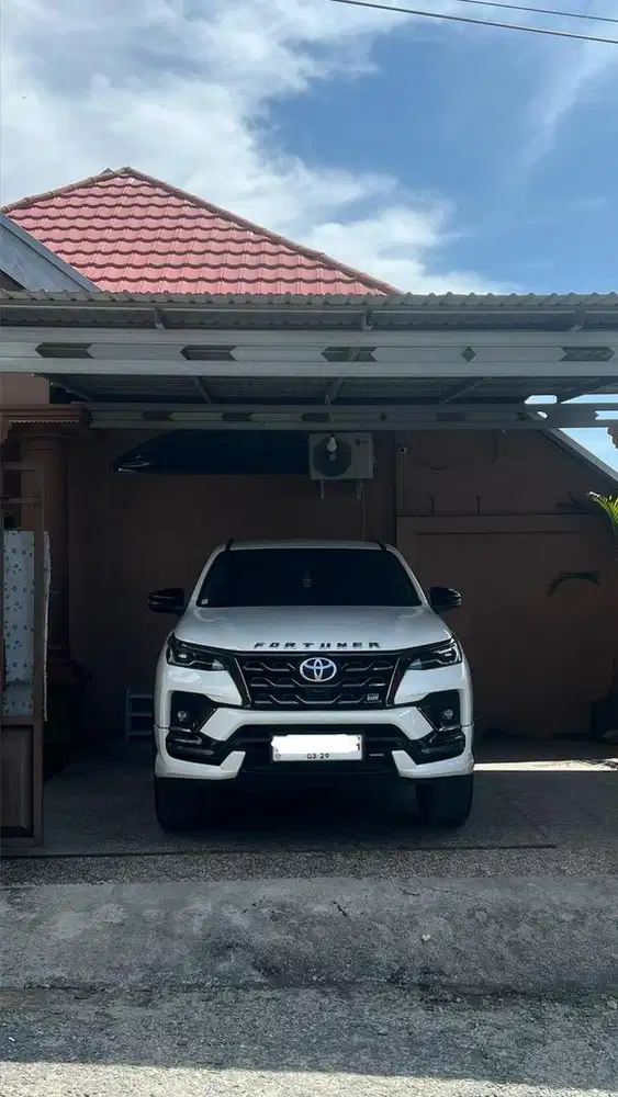 DI JUAL CEPAT MOBIL PRIBADI