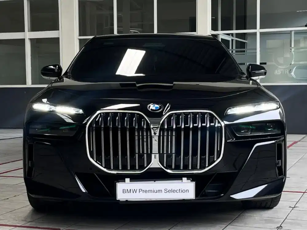 BMW 735i Msport NIK 2024 Black Sapphire