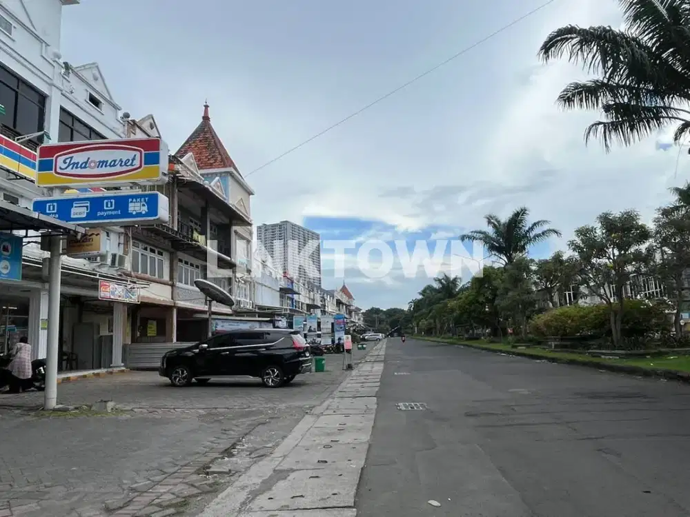 Nego Ruko Nirwana 3 Lantai Posisi Sangat Strategis di Surabaya Timur