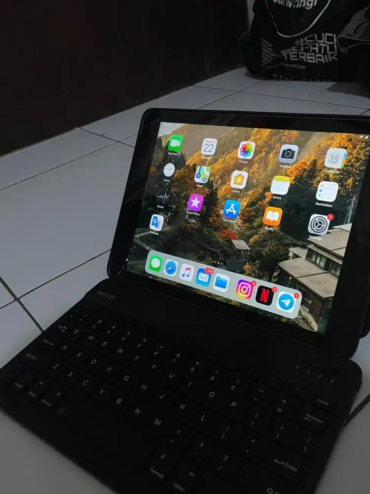 Ipad air 1 grey