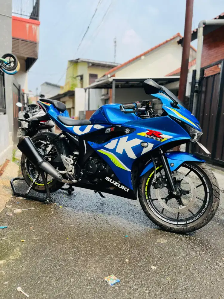 Suzuki gsx r biru favorit pajak on