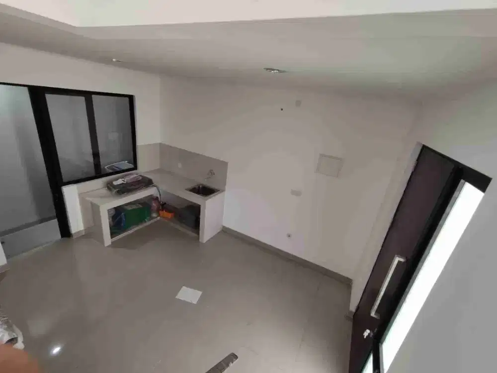 Sewa Rumah California Semi Furnish Pik 2