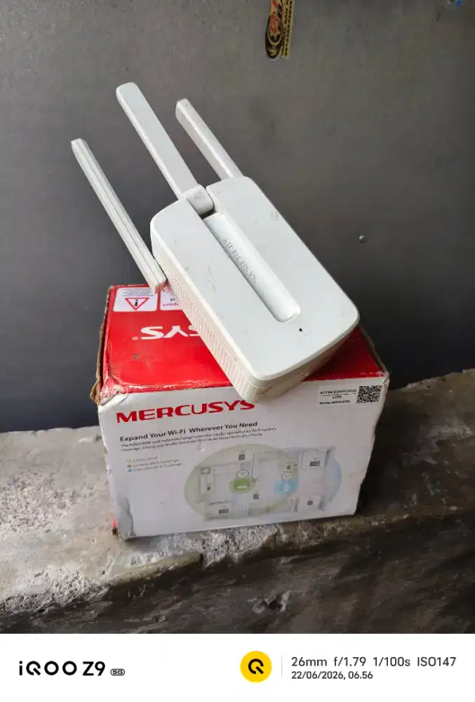Mercusys MW300RE WiFi Extender Repeater