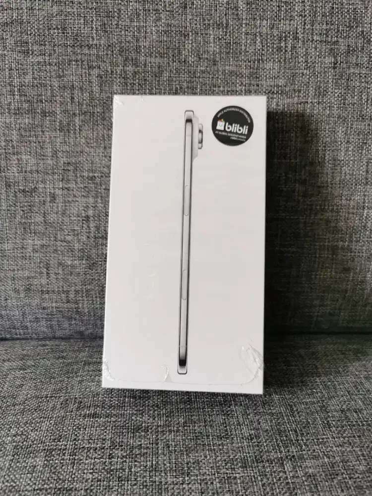 Iphone 17 Air 256gb NEW BNIB iBox