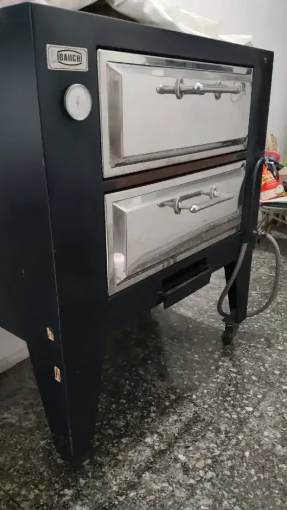Oven Besar dan Pengering