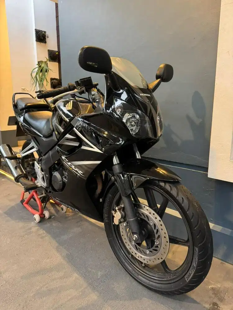 Honda cbr 150 R