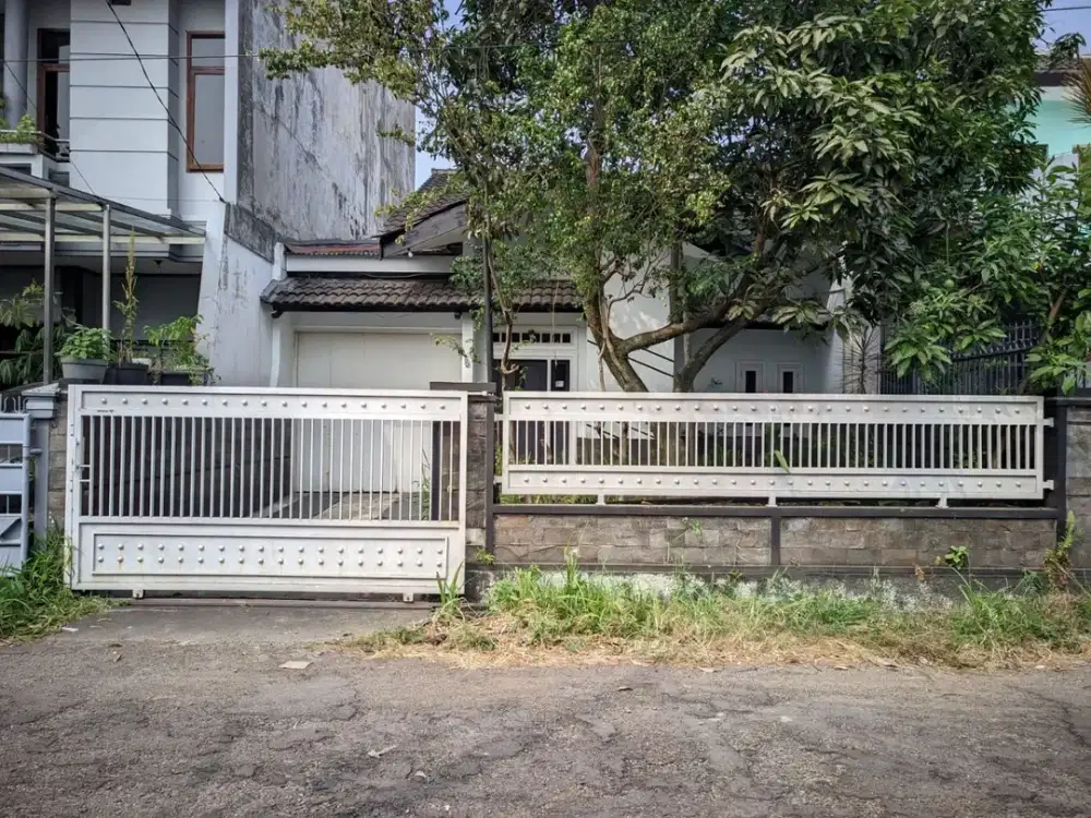 Sewa Rumah Pusat Kota Sayap Jalan Peta BKR Buah Batu Bandung | LS537
