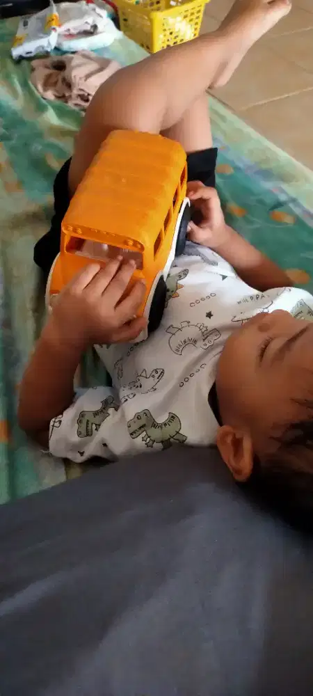 Pengasuh anak 2 tahun 8 bulan