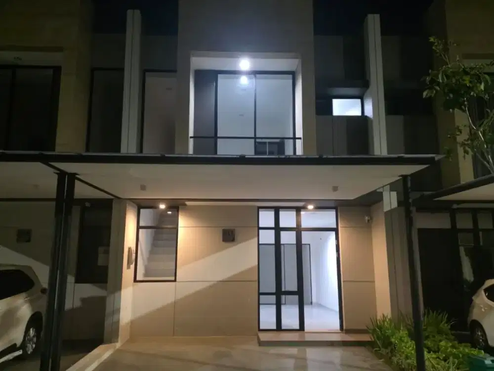 RUMAH VILLA PASIR PUTIH PIK 2